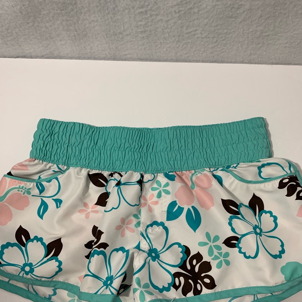 Athletic shorts